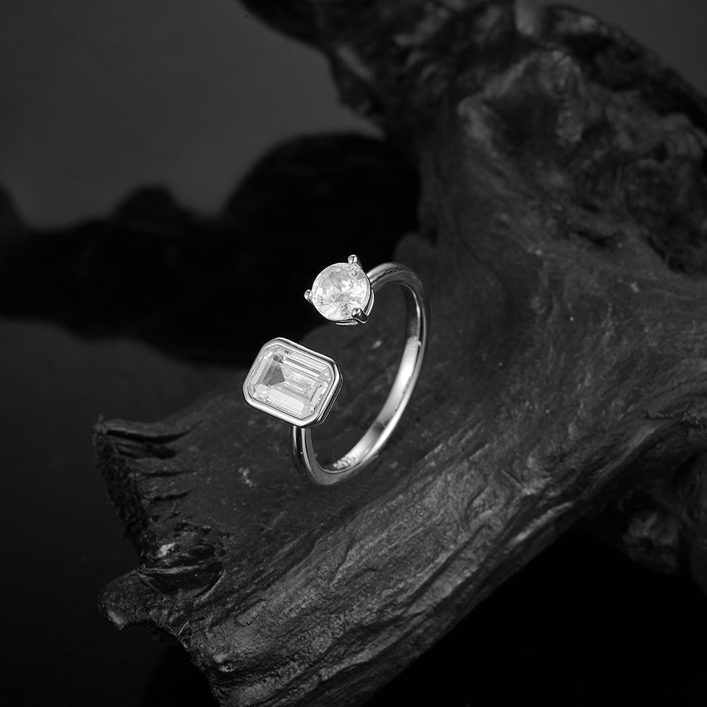 The Amelie ring — product photo 3
