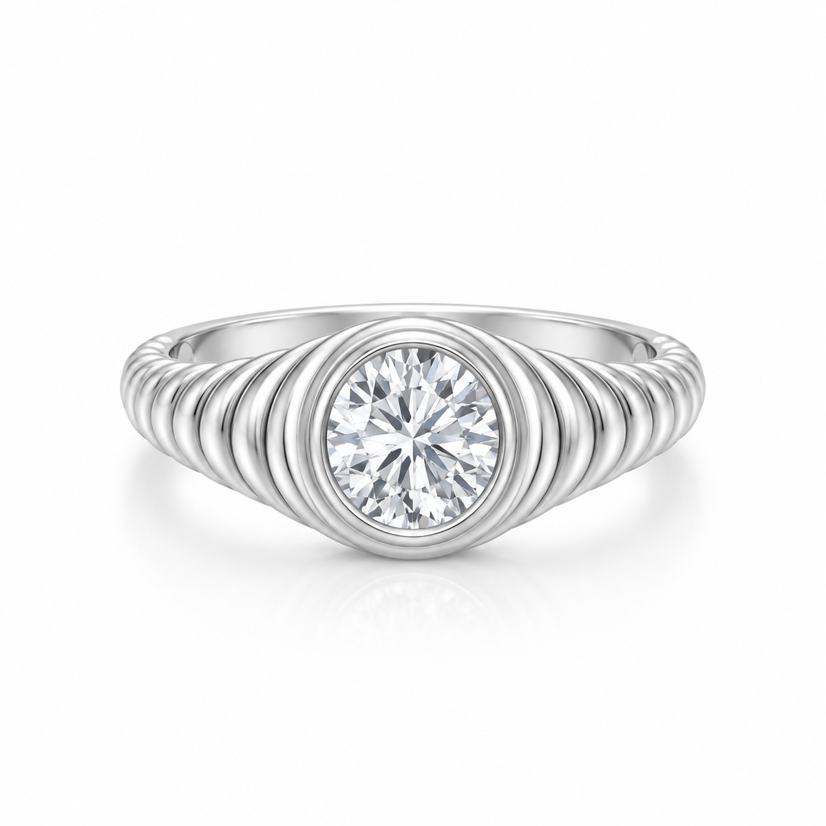 The Colette ring in silver