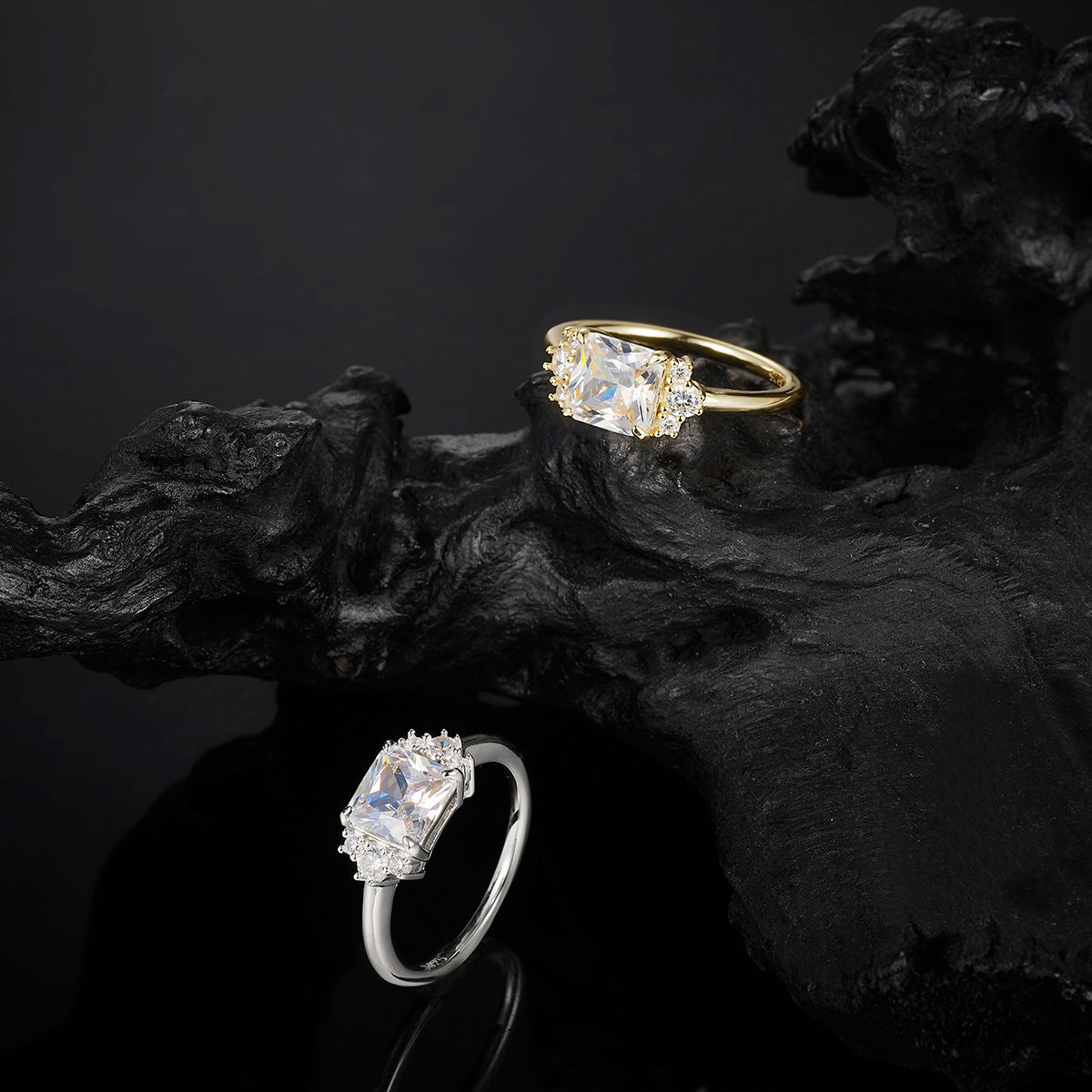 The Clarissa ring — product photo 4