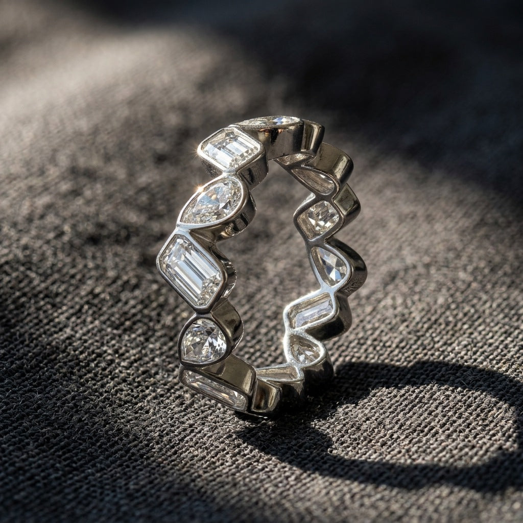 The Livia band — product photo 3